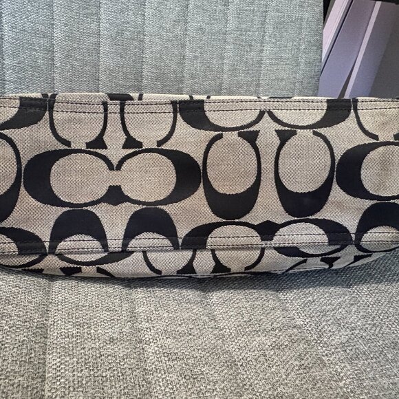 Coach Signature Jacquard Canvas Tote – Style F14878 - Picture 3 of 10